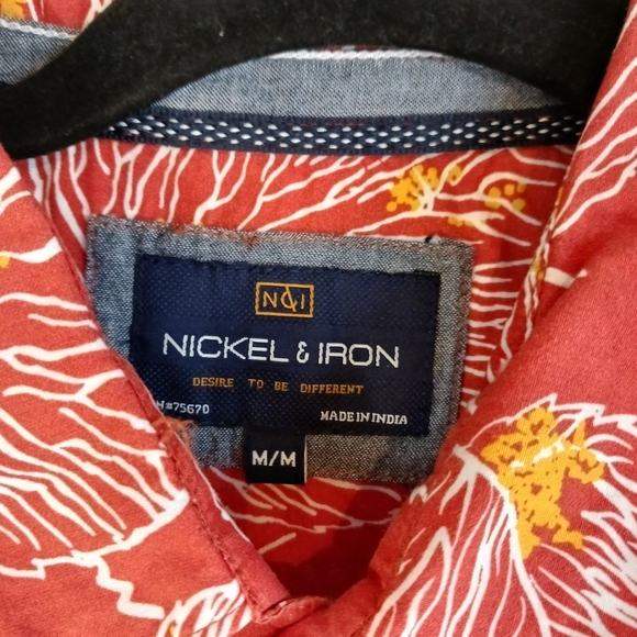 Size Medium Nickel & Iron Dress Shirt White Floral Orange Short Sleeve NWOT Fall - Picture 4 of 5